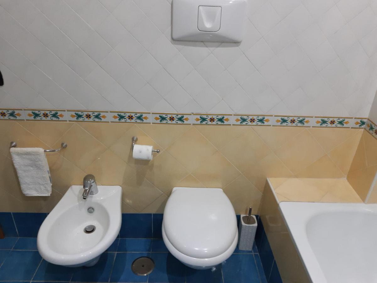 Relais Napoli Velata Bed & Breakfast Luaran gambar